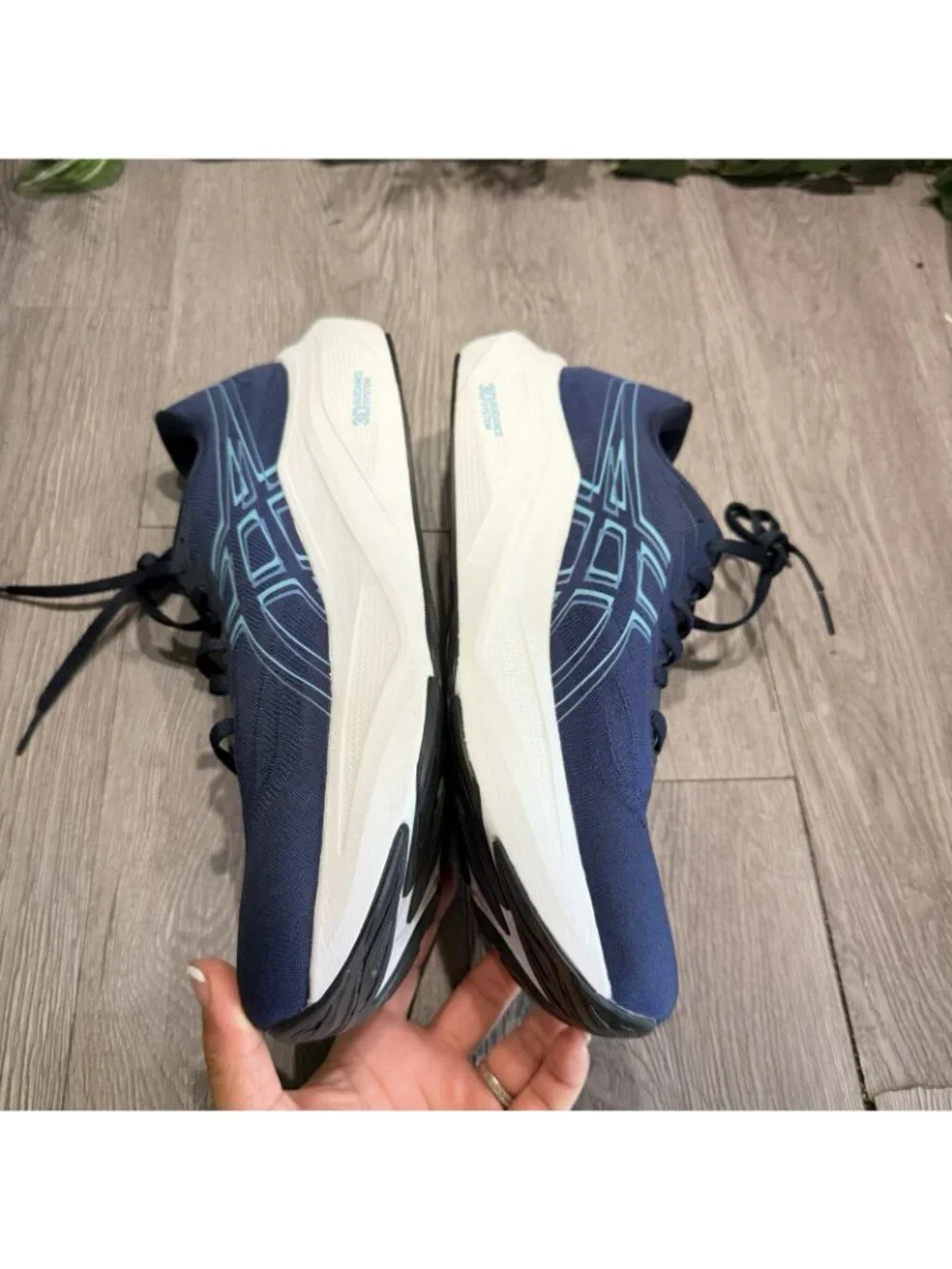 Asics GT-2000 14 Mens Size 10.5 Navy Blue White Athletic Running Shoes Sneakers